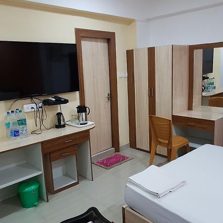 Jimmy Guest House Kolkata Ngoại thất bức ảnh
