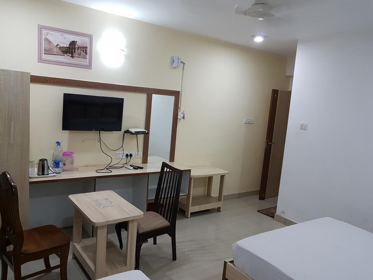 Jimmy Guest House Kolkata Ngoại thất bức ảnh